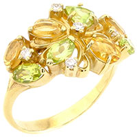 Кольцо из желтого золота с россыпью камней, фото