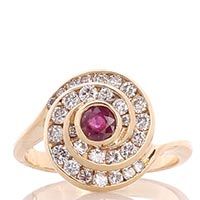 Перстень в форме спирали с рубином и бриллиантами, фото