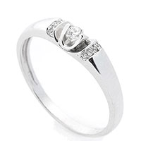 Женское золотое кольцо с белыми бриллиантами, фото