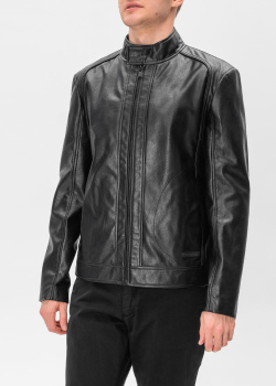 Черная курта Trussardi из мягкой искусственной кожи, фото