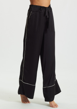 Шелковые брюки La Reine Silk Desire черного цвета, фото