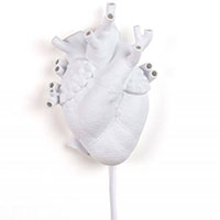 Настенный светильник Seletti Heart Lamp в форме сердца, фото